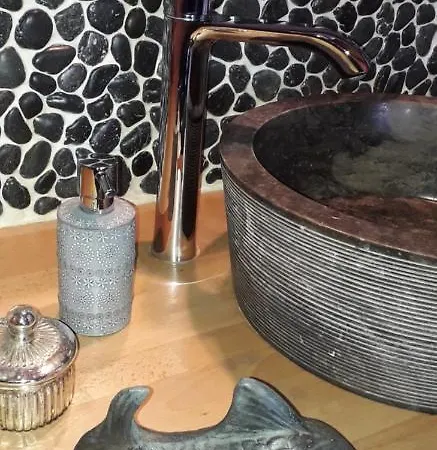 Orivage Bed and Breakfast